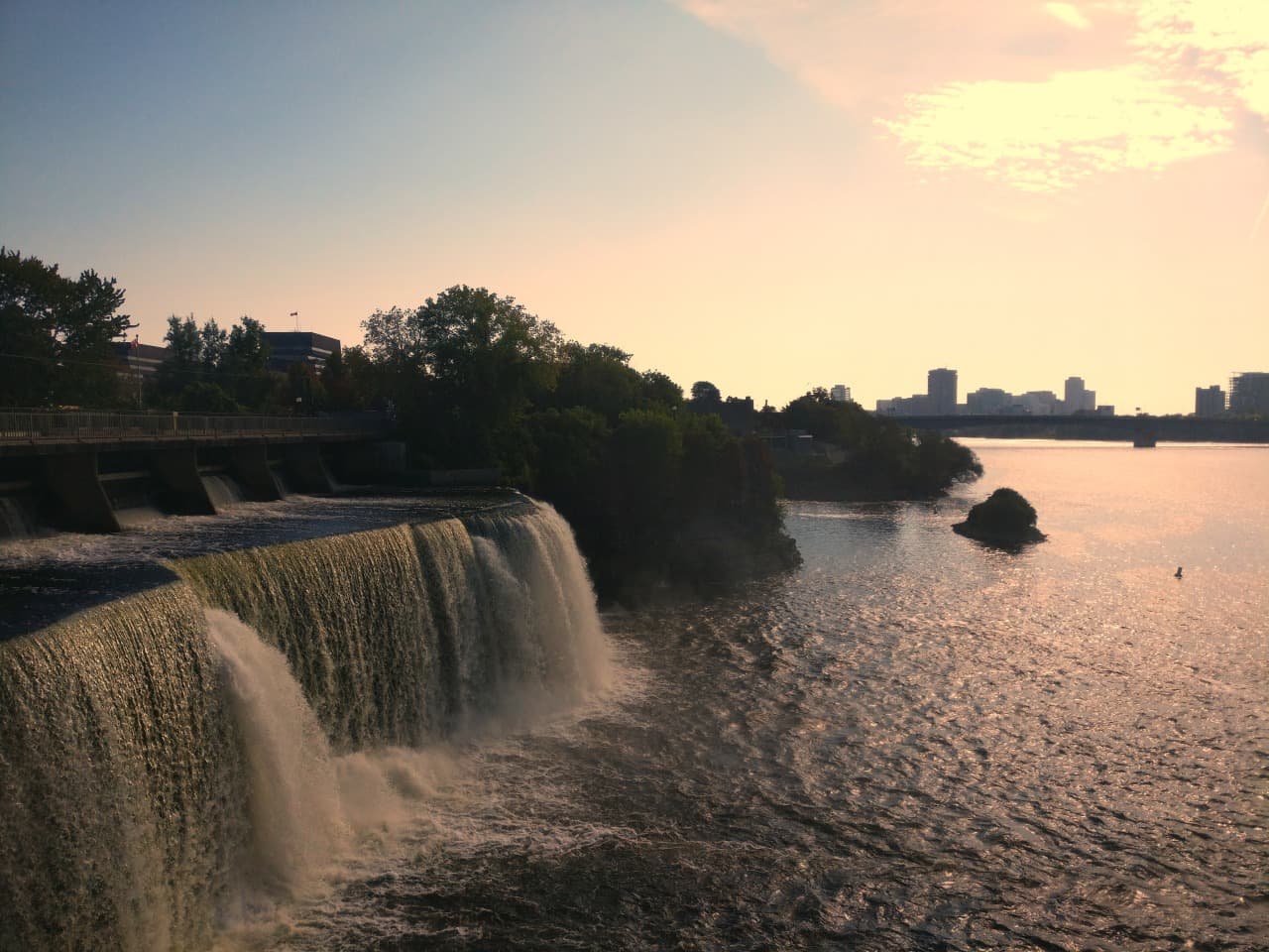 @maxsupera on tumblr.